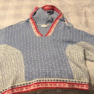 Elegant Blue and Cream V-Neck Sweater